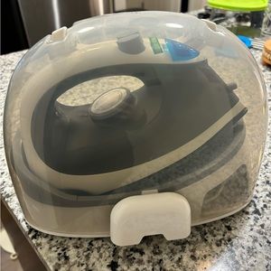 Steamfast cordless iron